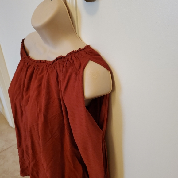 Sanctuary Open and Off Shoulder Top XS - Picture 2 of 3